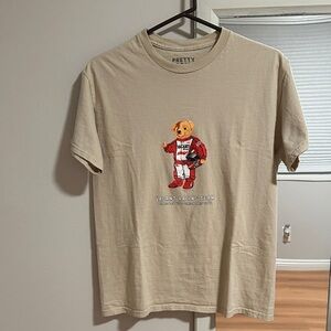 Beige Bear Graphic Men's Tee
Slim fit